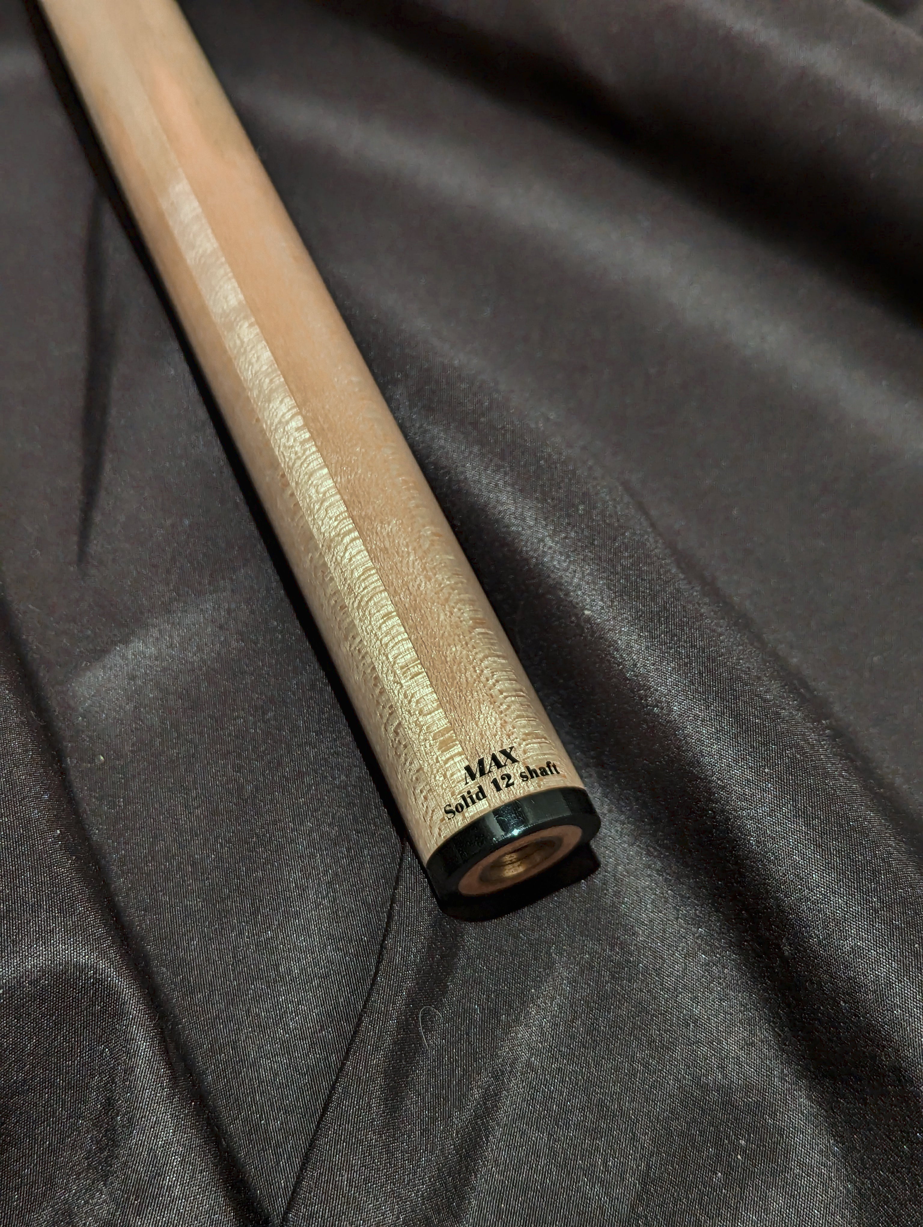 ビリヤード シャフト アダムソリッド12マックス ADAM Solid 12 MAX 黒無地 シャフト 3/8×10山 商品詳細｜プロ