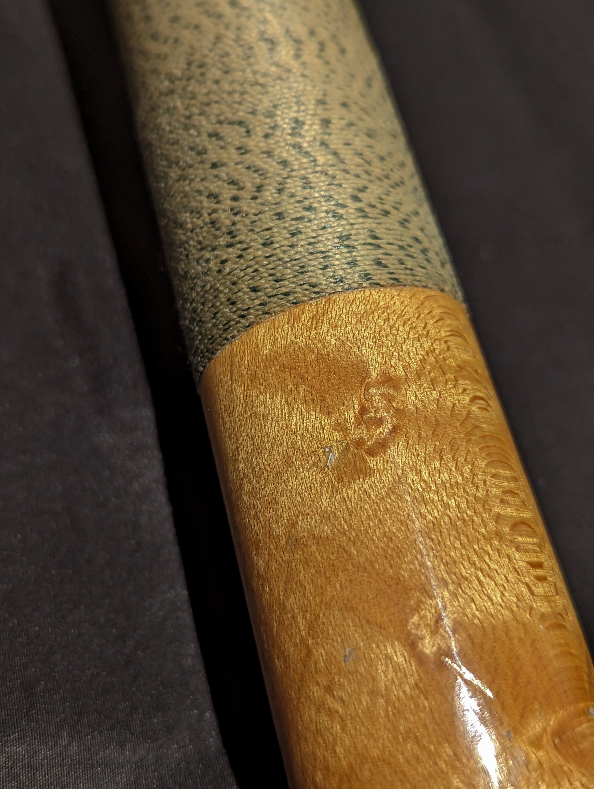 Richard Black (リチャード・ブラック) キュー 1B2S | あおい屋